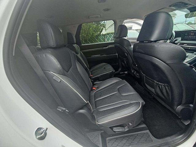 used 2023 Hyundai Palisade car, priced at $34,000