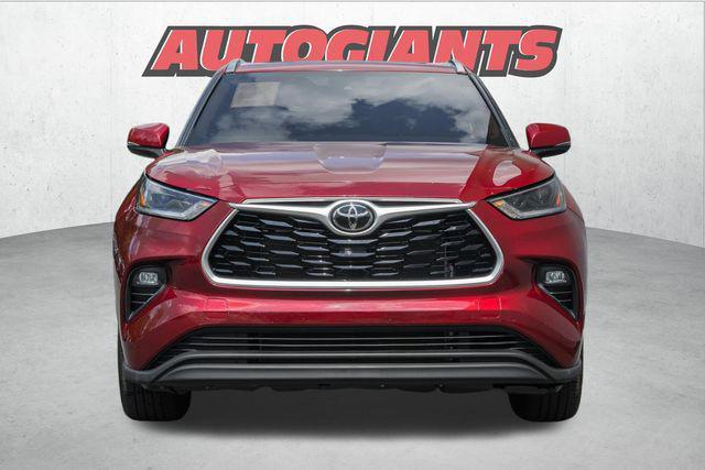 used 2021 Toyota Highlander car, priced at $35,000