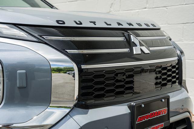 new 2025 Mitsubishi Outlander car, priced at $45,930