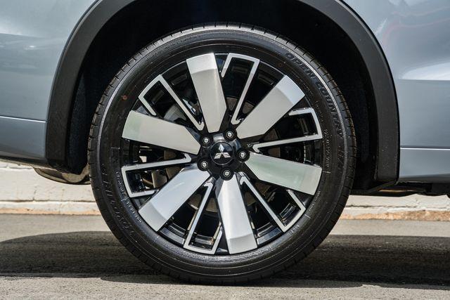 new 2025 Mitsubishi Outlander car, priced at $45,930