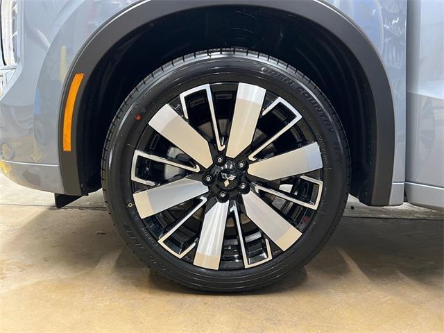 new 2025 Mitsubishi Outlander car, priced at $45,930