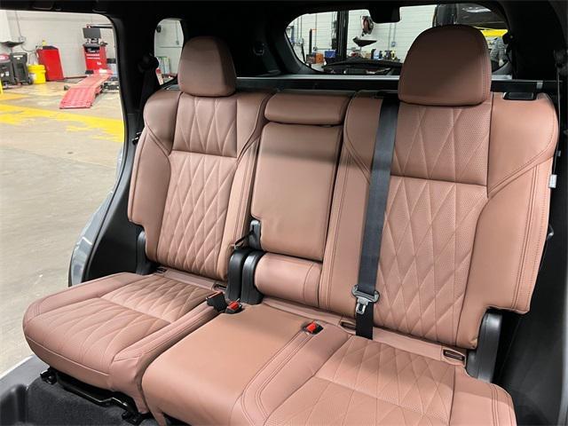 new 2025 Mitsubishi Outlander car, priced at $45,930
