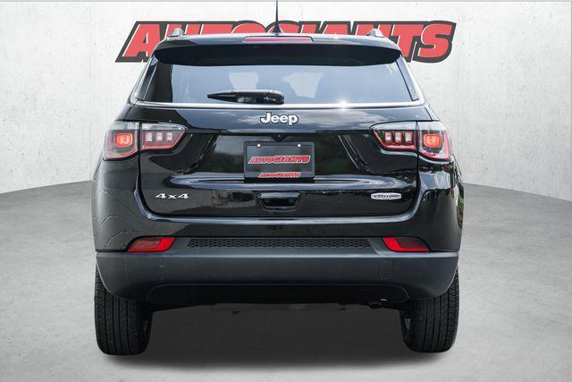 used 2022 Jeep Compass car, priced at $20,000