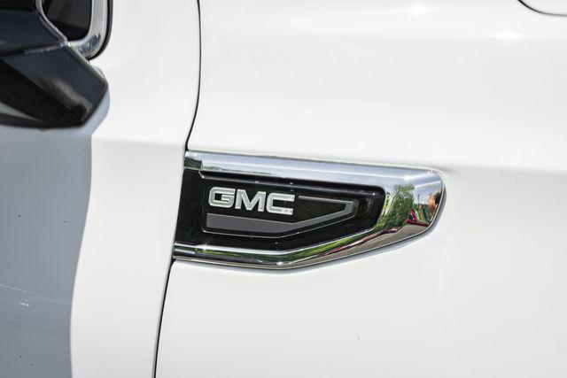 used 2022 GMC Yukon XL car, priced at $35,000