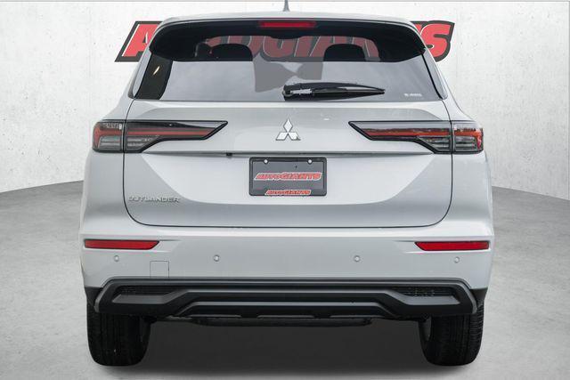 new 2025 Mitsubishi Outlander car, priced at $34,440