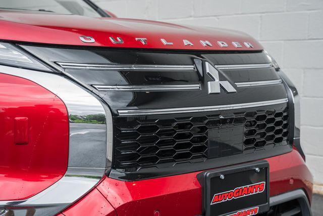 new 2025 Mitsubishi Outlander car, priced at $40,565