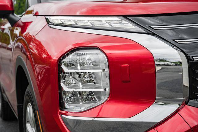 new 2025 Mitsubishi Outlander car, priced at $34,515
