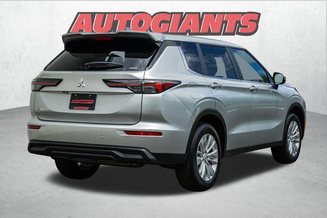 new 2025 Mitsubishi Outlander car, priced at $33,985