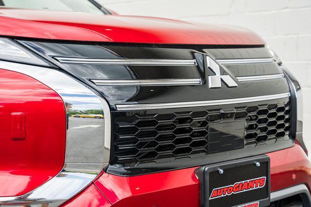 new 2025 Mitsubishi Outlander car, priced at $37,260