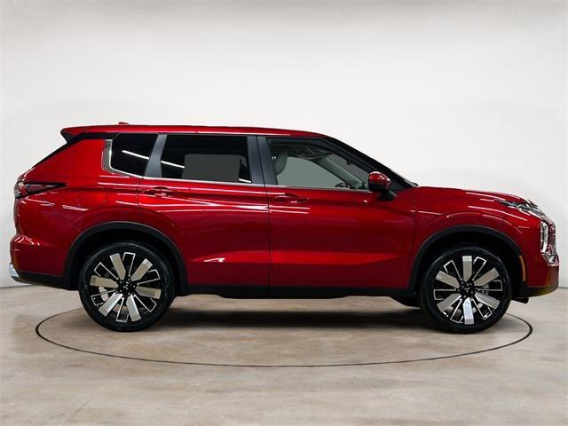 new 2025 Mitsubishi Outlander car, priced at $37,260