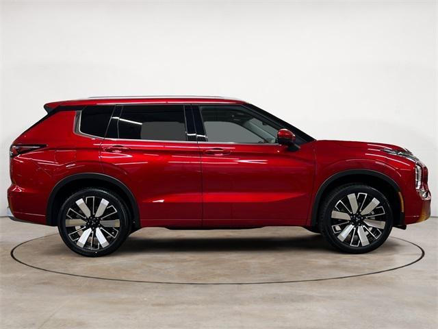 new 2025 Mitsubishi Outlander car, priced at $41,940