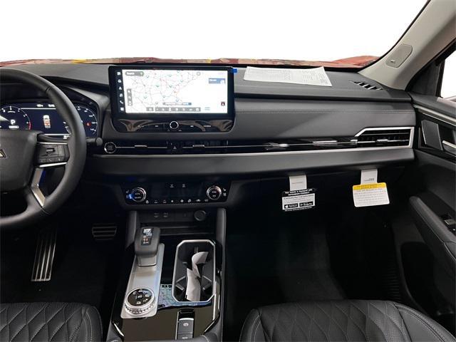 new 2025 Mitsubishi Outlander car, priced at $41,940