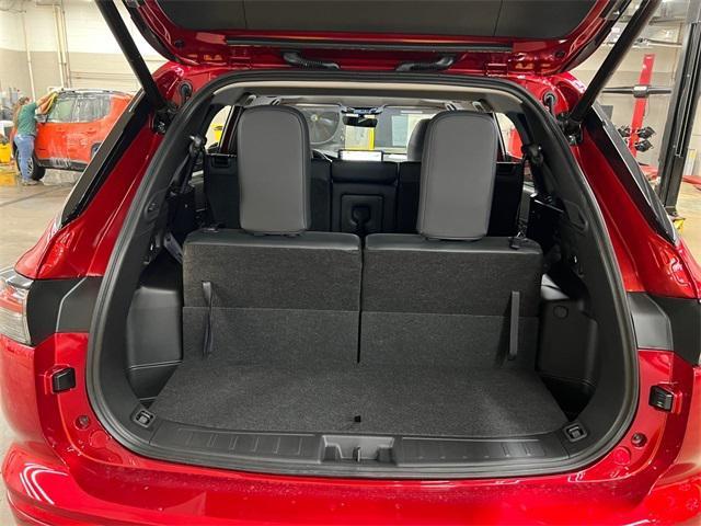 new 2025 Mitsubishi Outlander car, priced at $41,940
