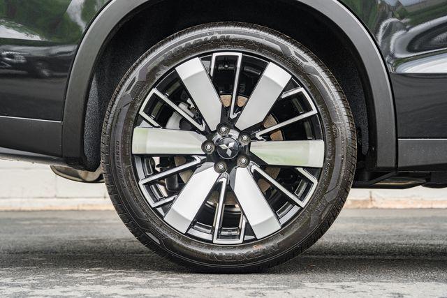 new 2025 Mitsubishi Outlander car, priced at $37,470