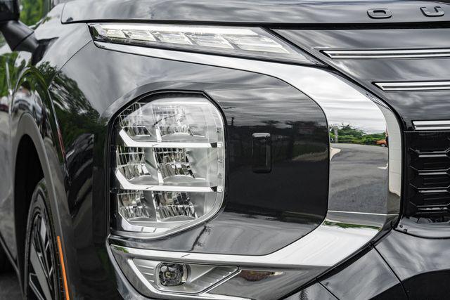 new 2025 Mitsubishi Outlander car, priced at $37,470