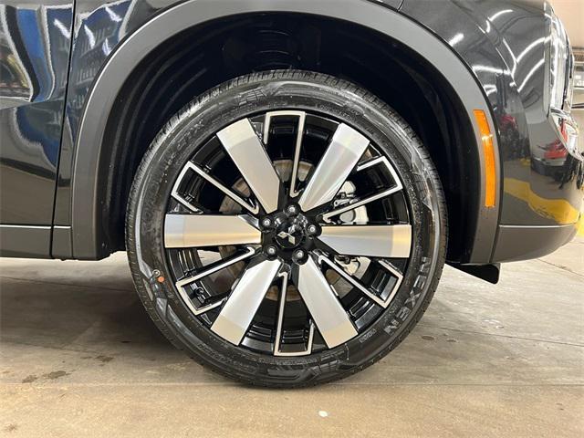 new 2025 Mitsubishi Outlander car, priced at $37,470