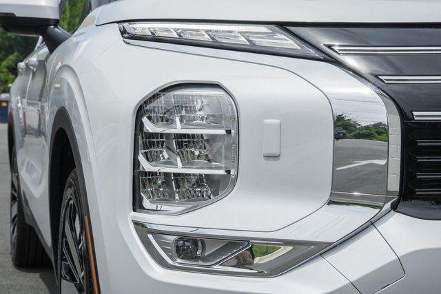 new 2025 Mitsubishi Outlander car, priced at $40,460