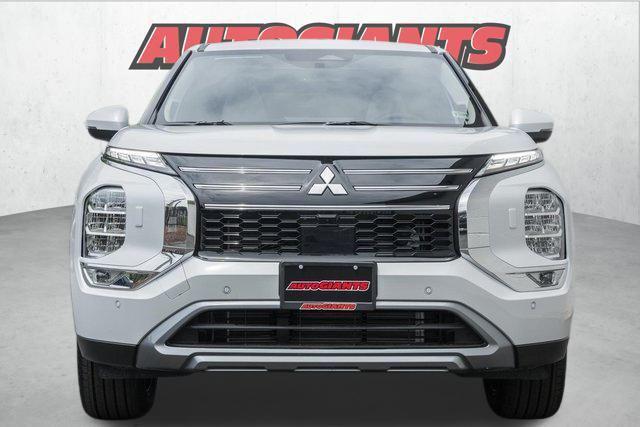 new 2025 Mitsubishi Outlander car, priced at $40,460