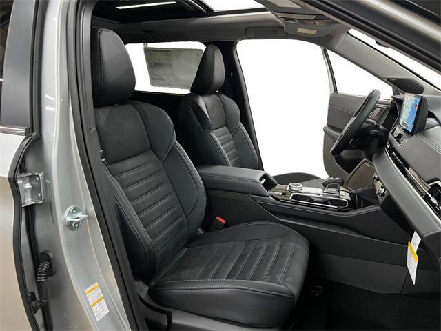 new 2025 Mitsubishi Outlander car, priced at $40,075