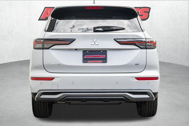 new 2025 Mitsubishi Outlander car, priced at $40,460