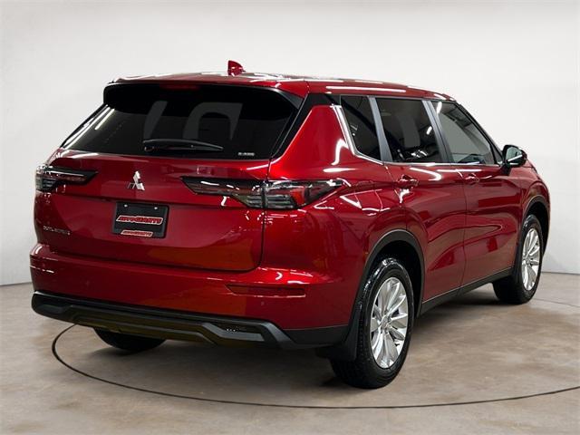 new 2025 Mitsubishi Outlander car, priced at $34,515