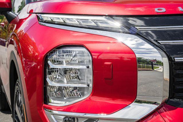 new 2025 Mitsubishi Outlander car, priced at $40,360