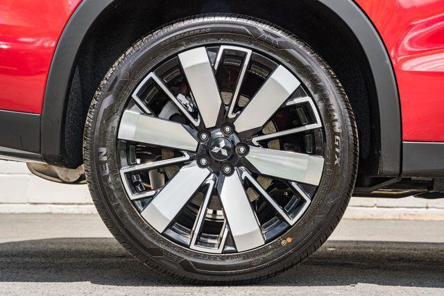 new 2025 Mitsubishi Outlander car, priced at $40,360