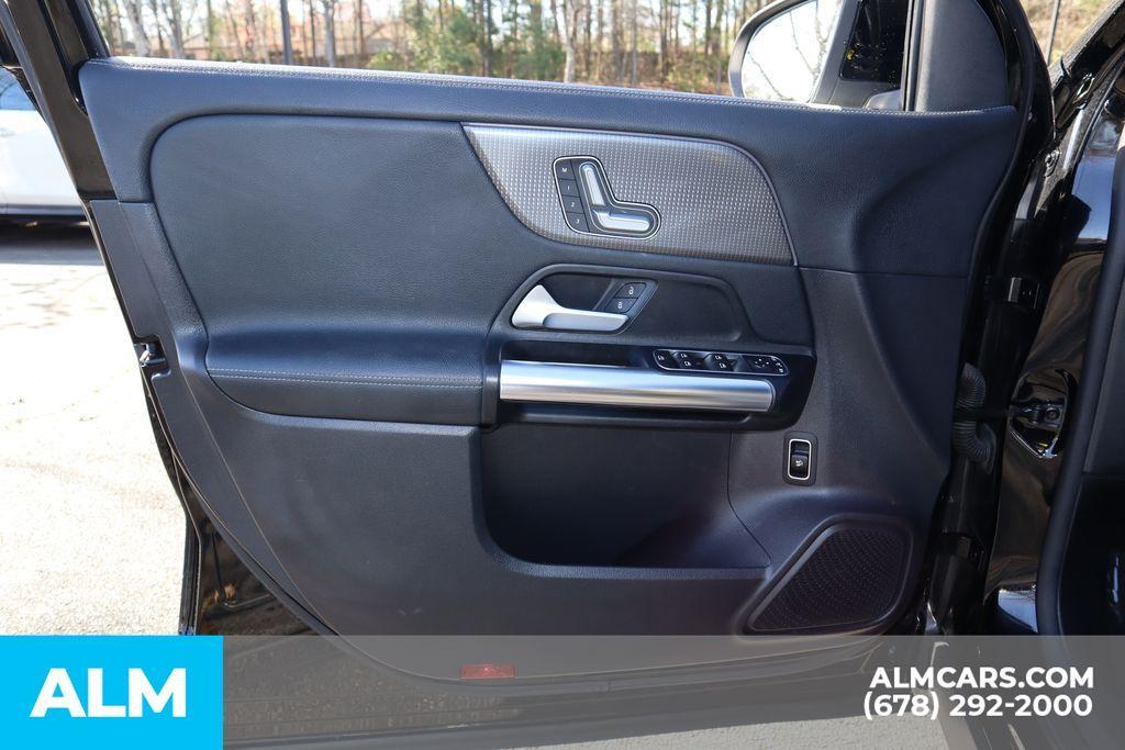 used 2022 Mercedes-Benz GLA 250 car, priced at $25,460