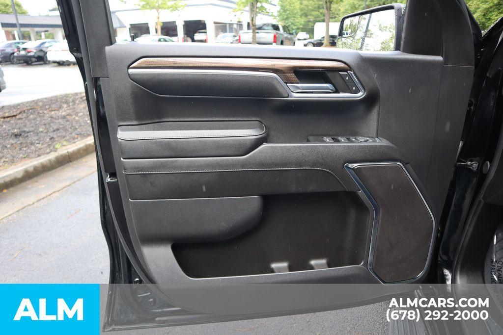 used 2024 Chevrolet Silverado 1500 car, priced at $33,420