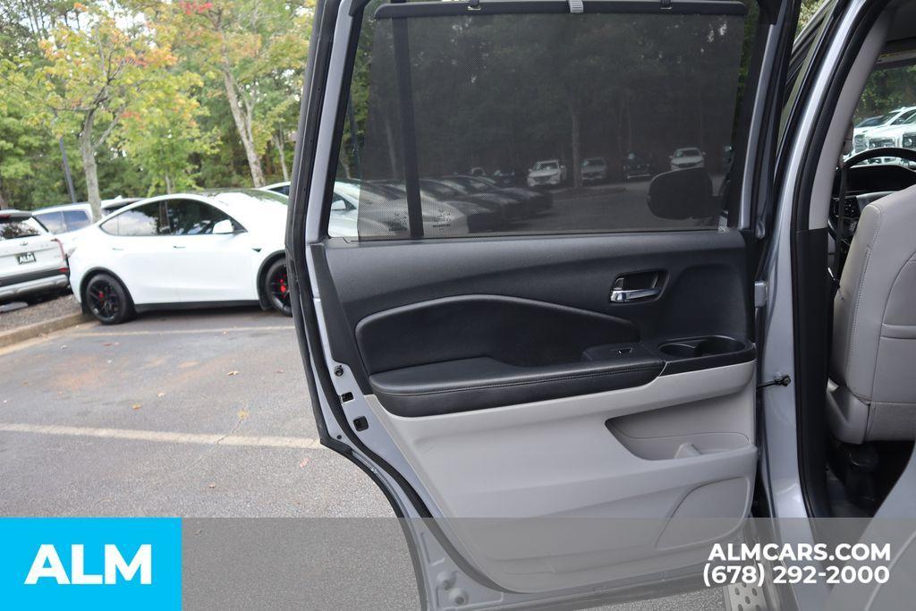 used 2022 Honda Pilot car, priced at $31,420