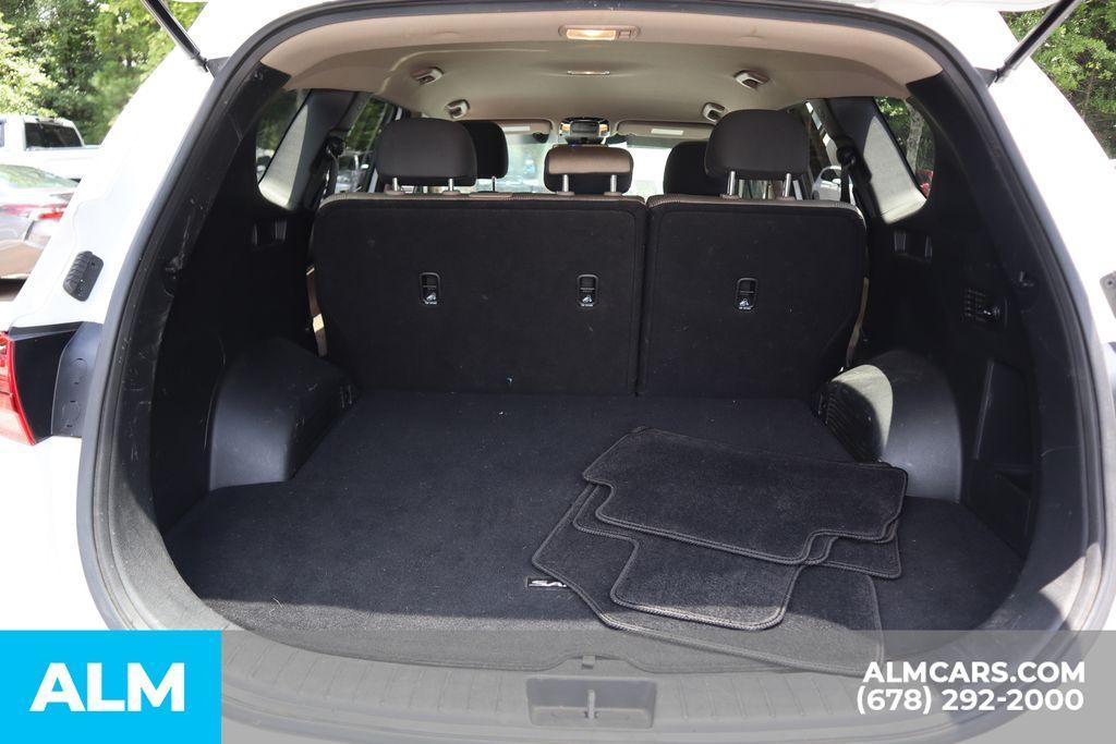 used 2022 Hyundai Santa Fe car, priced at $17,420