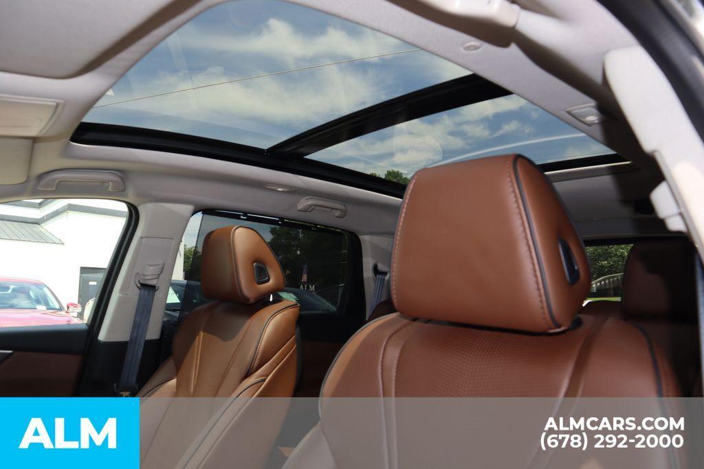 used 2024 Acura MDX car, priced at $53,970