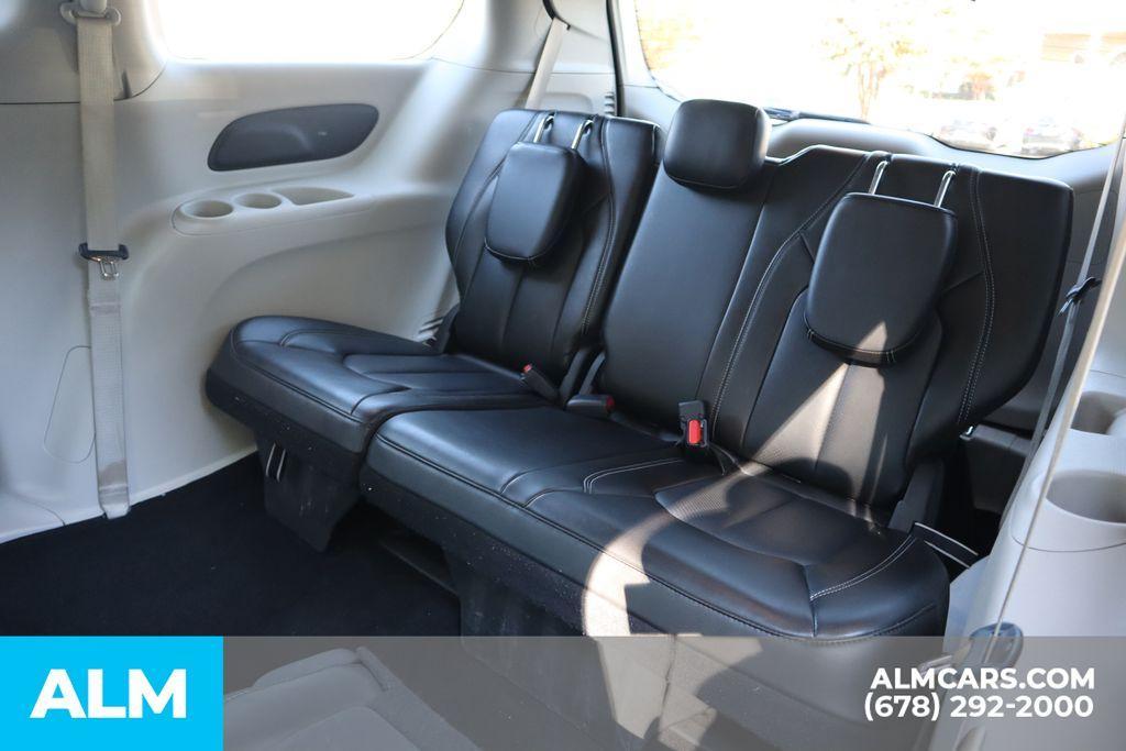 used 2024 Chrysler Pacifica car, priced at $25,920