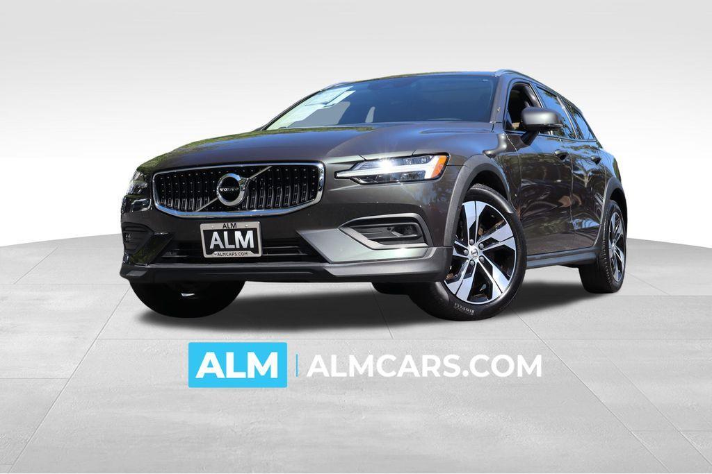 used 2021 Volvo V60 Cross Country car, priced at $31,920