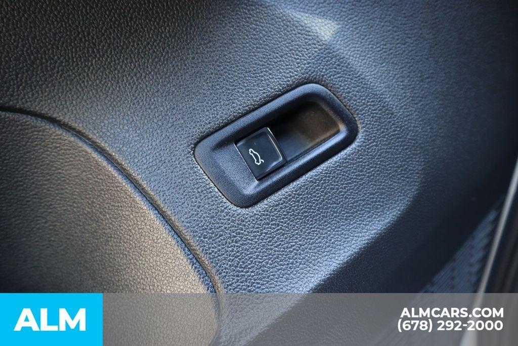 used 2025 Volkswagen Atlas car, priced at $34,920