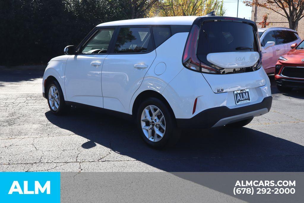 used 2024 Kia Soul car, priced at $16,220