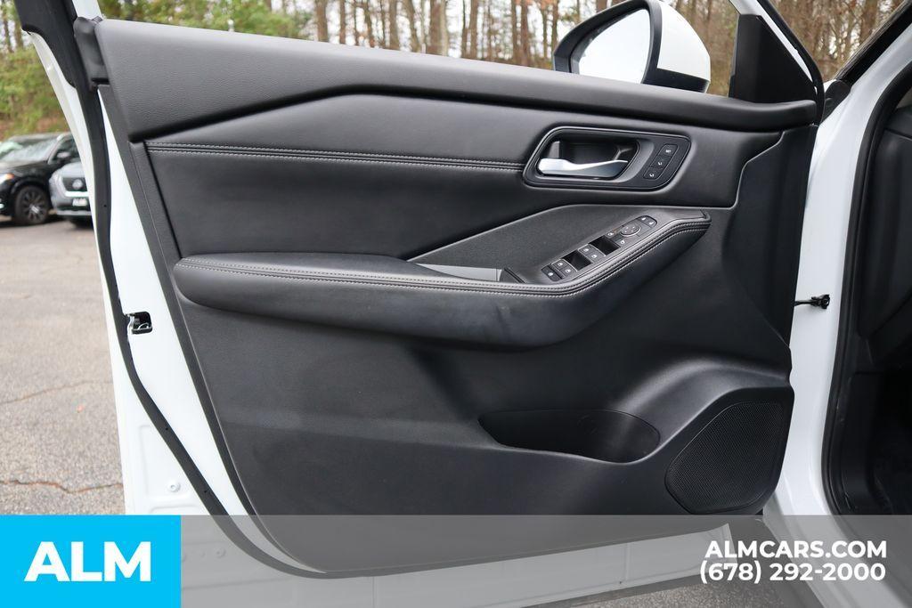used 2024 Nissan Rogue car, priced at $28,960