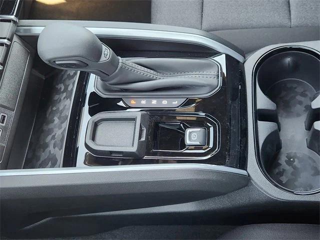 new 2026 Chevrolet Colorado car, priced at $33,085