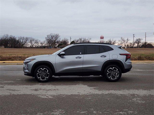 new 2025 Chevrolet Trax car, priced at $25,630