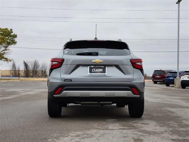 new 2025 Chevrolet Trax car, priced at $25,630