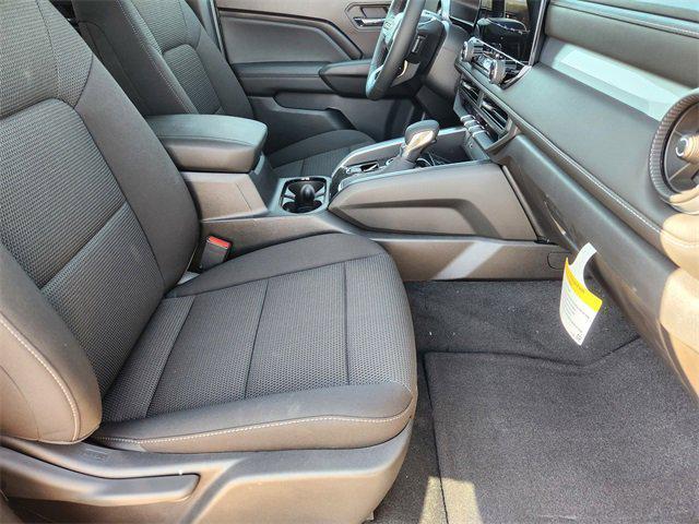 new 2025 Chevrolet Colorado car, priced at $38,960