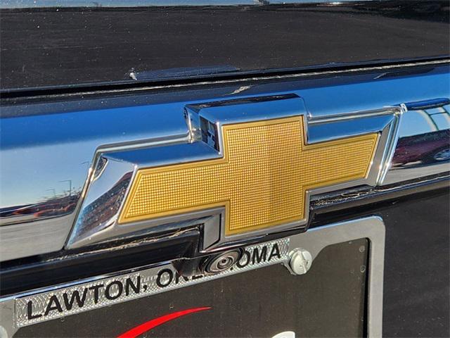 used 2023 Chevrolet Traverse car, priced at $35,988