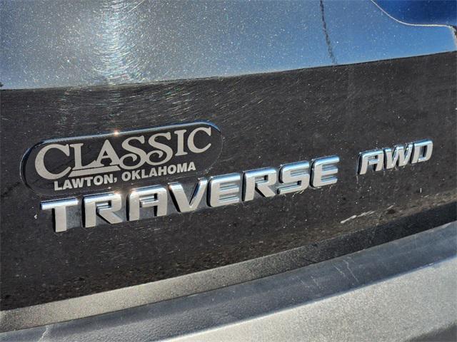 used 2023 Chevrolet Traverse car, priced at $35,988