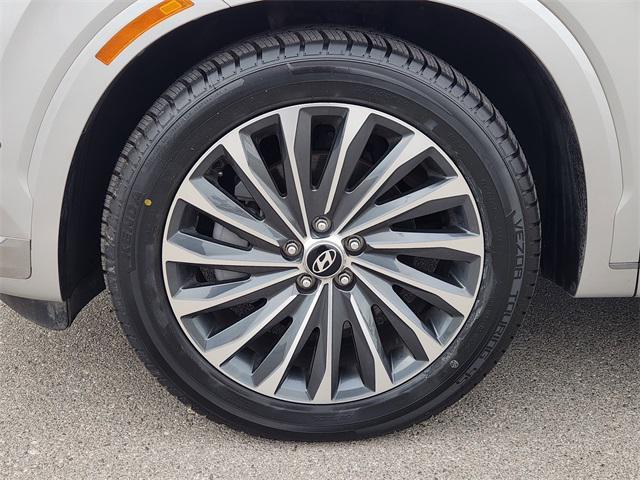 used 2024 Hyundai Palisade car, priced at $40,988