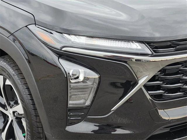 new 2025 Chevrolet Trax car, priced at $24,690