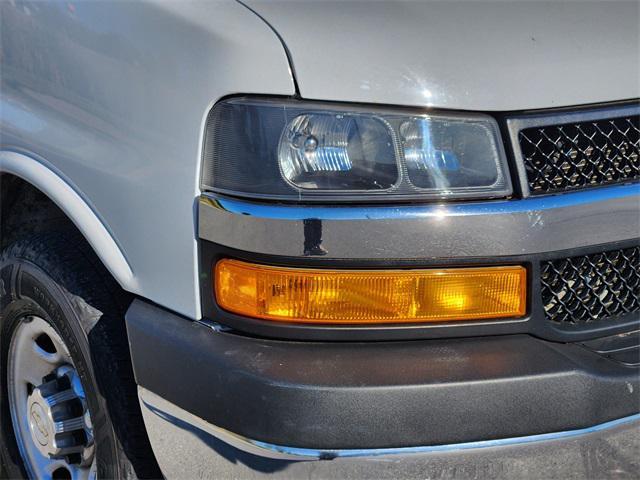 used 2021 Chevrolet Express 3500 car