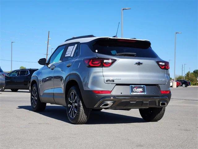 new 2025 Chevrolet TrailBlazer car, priced at $29,125