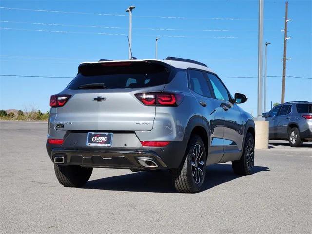 new 2025 Chevrolet TrailBlazer car, priced at $29,125