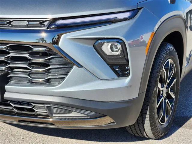 new 2025 Chevrolet TrailBlazer car, priced at $29,125
