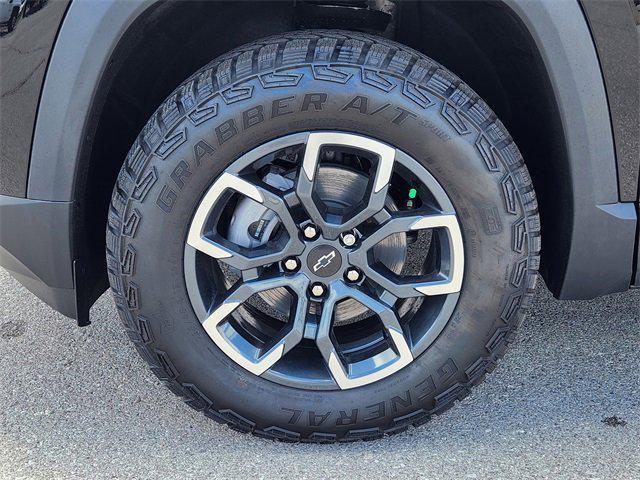 new 2026 Chevrolet Equinox car, priced at $34,395